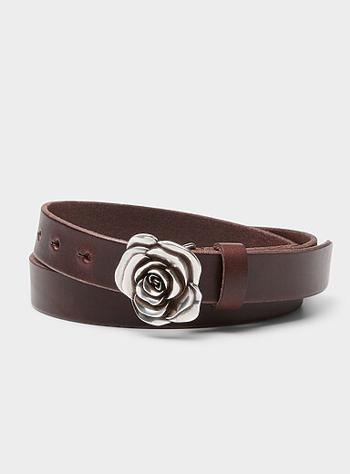 Rose-shaped buckle leather belt
