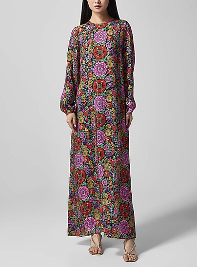 La robe florale &agrave; manches bouffantes