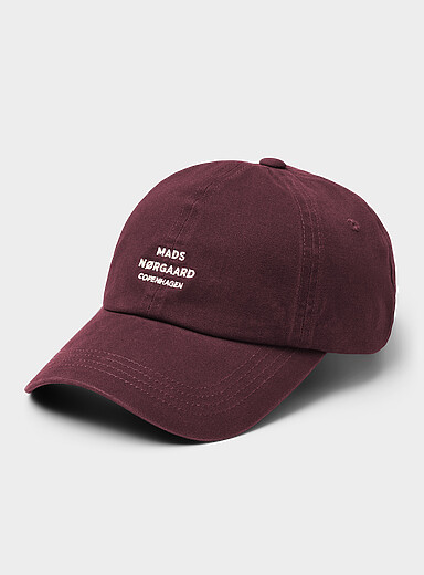 Embroidered logo baseball cap
