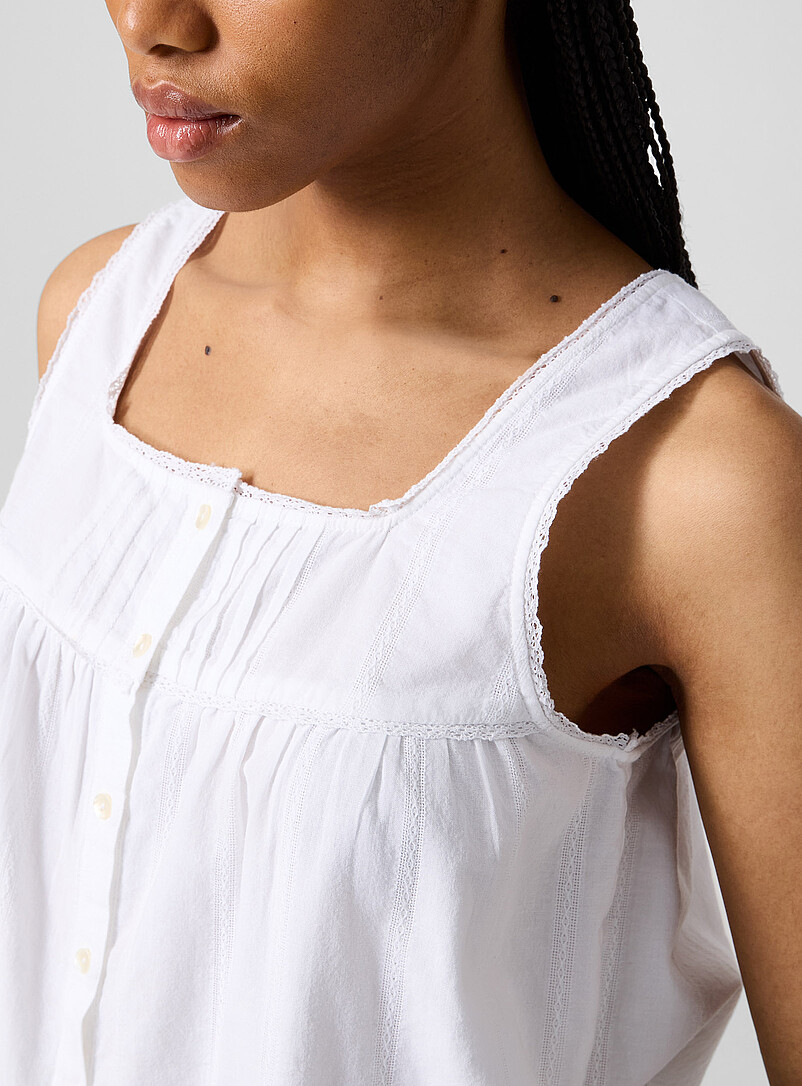 Clea sleeveless blouse product image 2