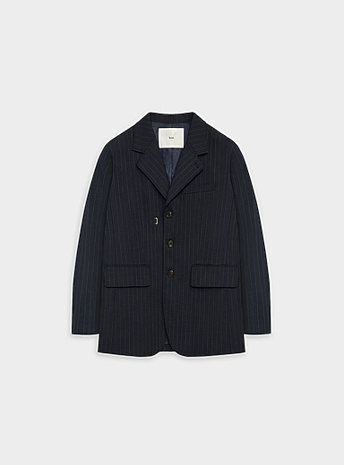 Refined wool blazer