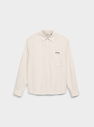 La chemise carr&eacute;e rayures verticales