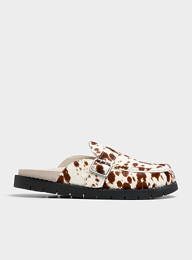 La mule Winston cuir de vache poilu Homme
