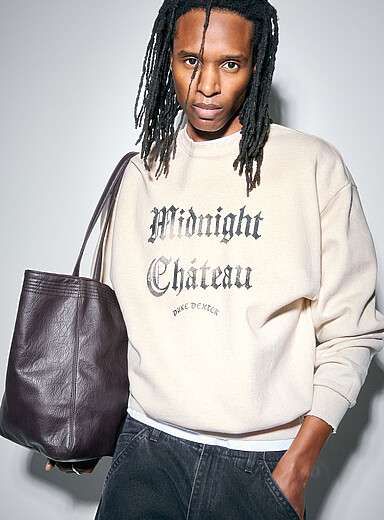 Midnight Ch&acirc;teau distressed sweatshirt