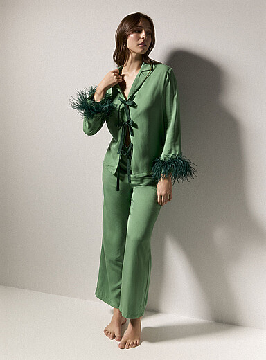 Sleeper Green Mini-bow and feather pyjama set for error