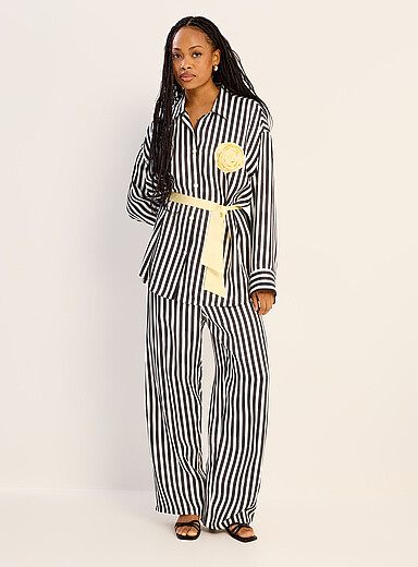 3D rose and stripe satiny pyjama set