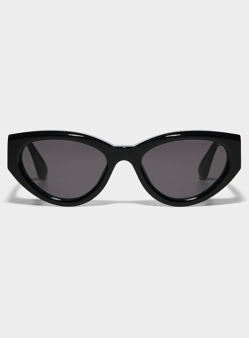 Core 06 cat-eye sunglasses product image (primary)