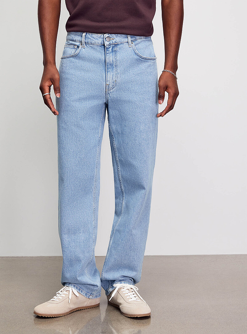 Le 31: Le jean bleu p&acirc;le <b>Coupe New York - Droite</b> Bleu p&acirc;le - Bleu ciel pour homme