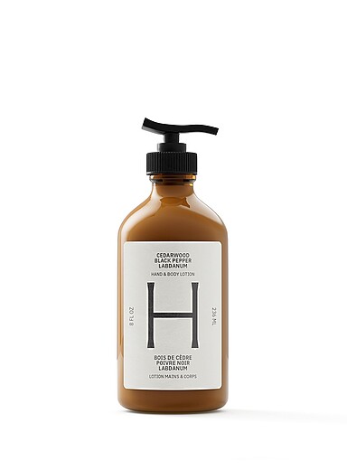 La lotion mains et corps c&egrave;dre, poivre noir et labdanum 236 ml