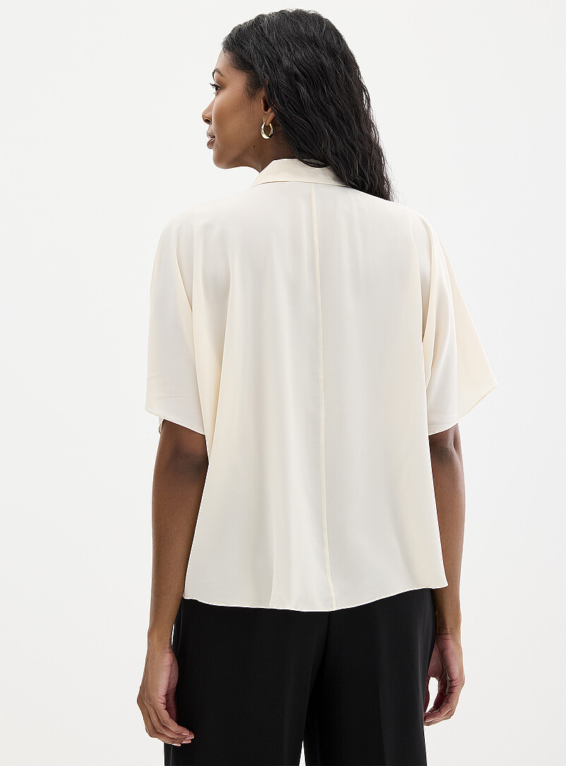 Contemporaine: La blouse soyeuse coupe carr&eacute;e Beige - Gr&egrave;ge pour femme
