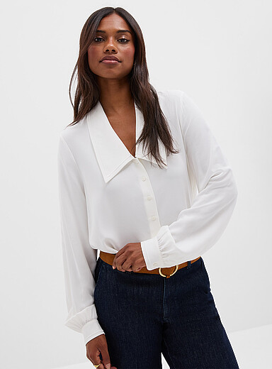 Contemporaine Off White Point collar silky crepe blouse for women