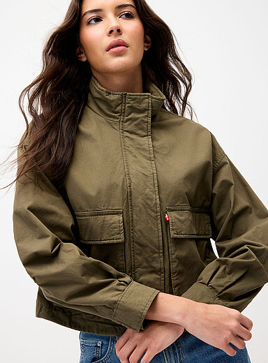 Le manteau twill de coton kaki