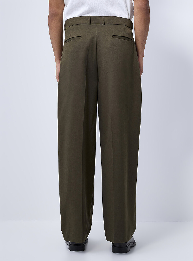 Belted pleated pant Imported from Seoul Loose fit product image 3