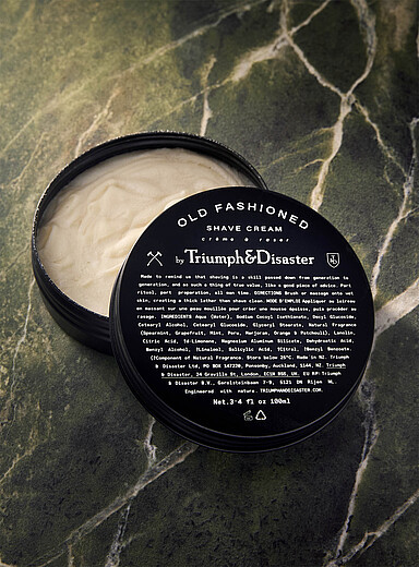 La cr&egrave;me &agrave; raser &agrave; l'ancienne