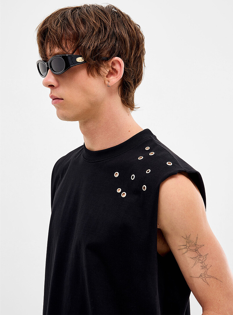 Metal eyelet muscle tee Imported from Seoul product image (primary)