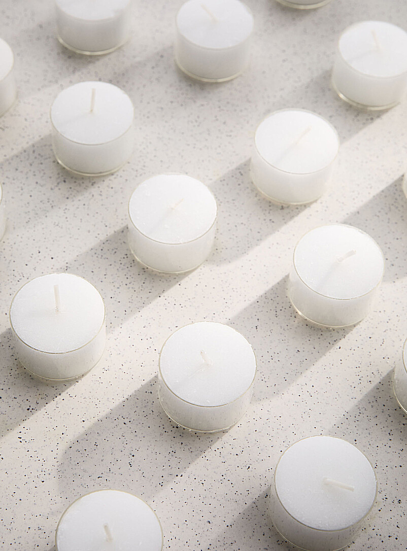 Translucent floating candles Set of 16 product image (primary)