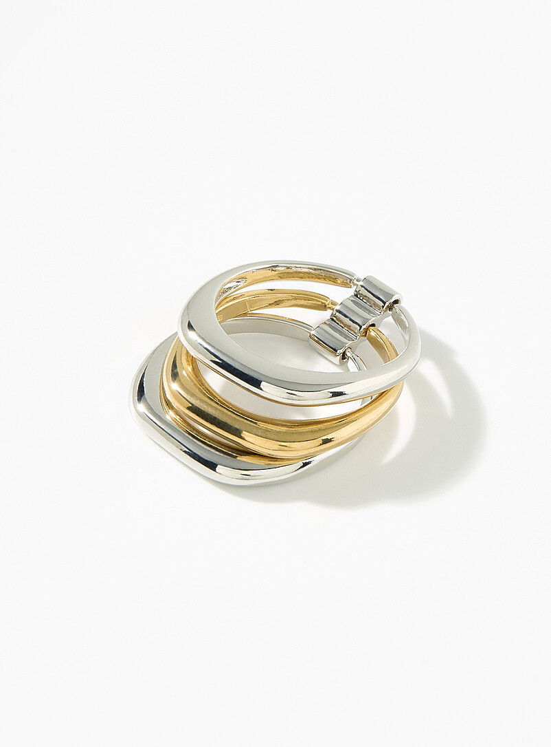 Simple Metallic Rings Thin metallic rings Set of 3 | Simons | Shop Women's Rings Online | Simons