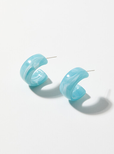 Sheer-look half-hoops