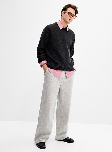 Le 31 Charcoal Crew neck cashmere sweater <b>Exclusive collection from Italy</b> for men
