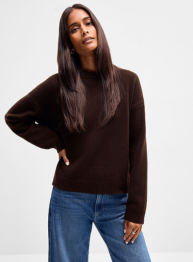 Contemporaine Chocolate/Espresso Plain cashmere crew-neck sweater <b>Exclusive collection from Italy</b> for women