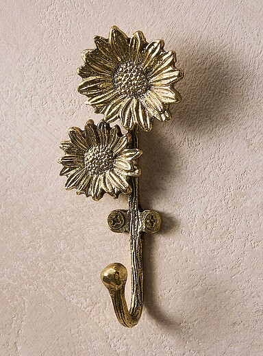 Breezy Daisy wall hook