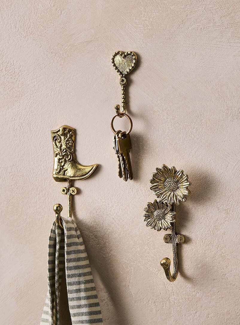 Saachi heart wall hook product image 2