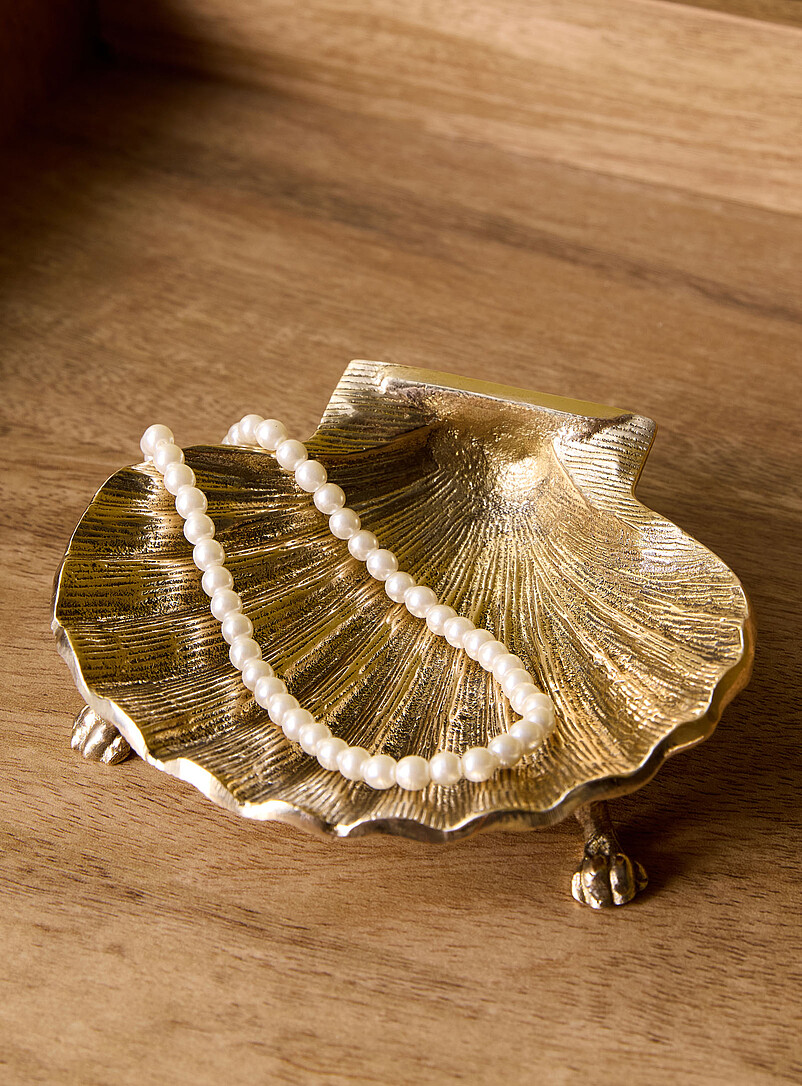 Scarlette seashell tray product image (primary)