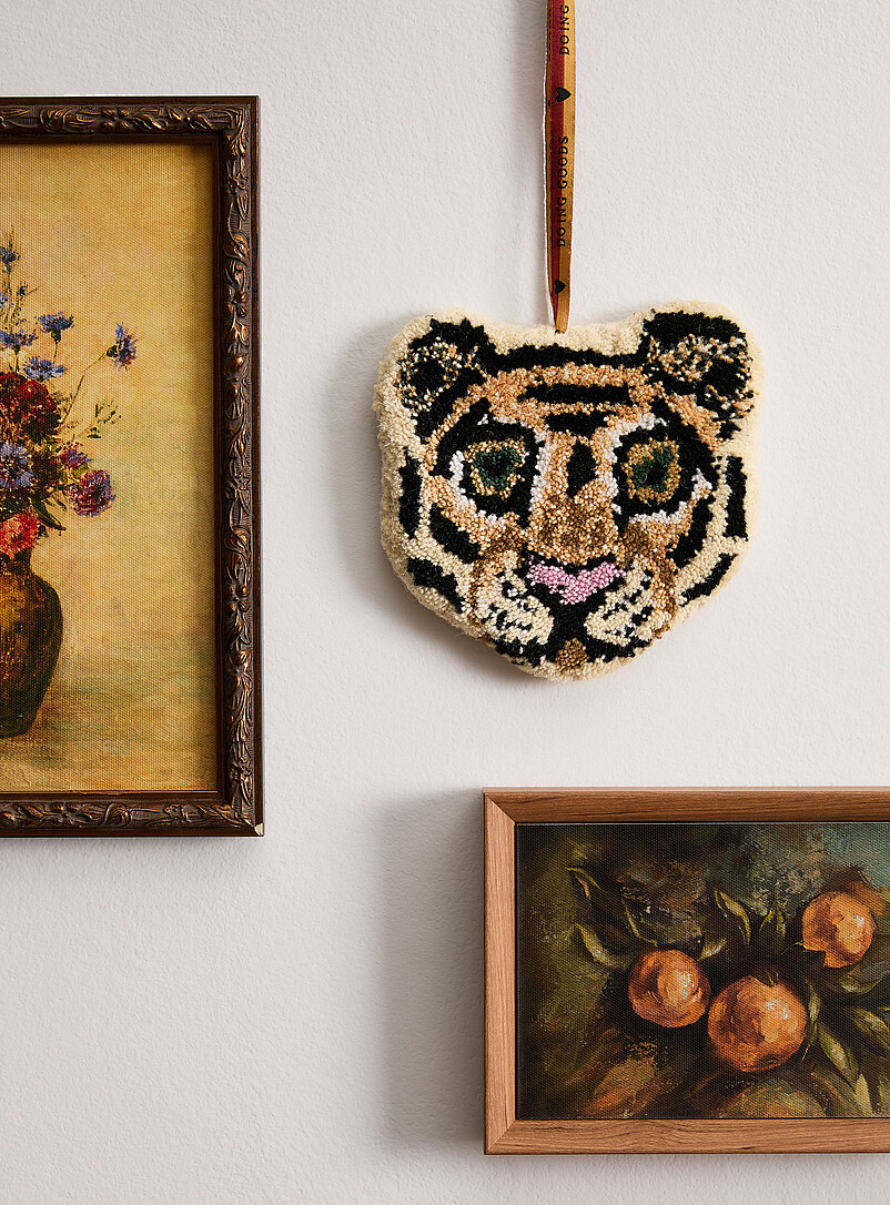 Cloudy Tiger small hanging tufted rug product image 2