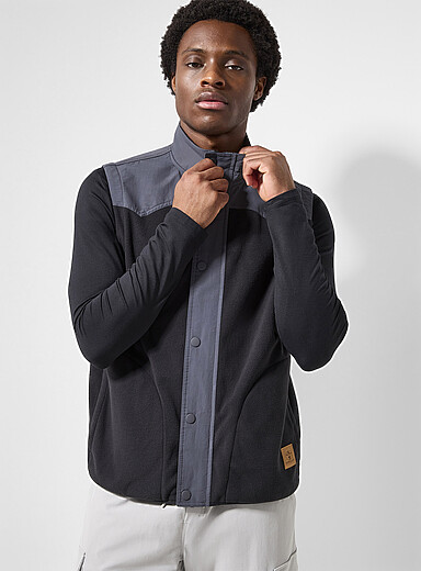 reinforced-shoulder-polar-