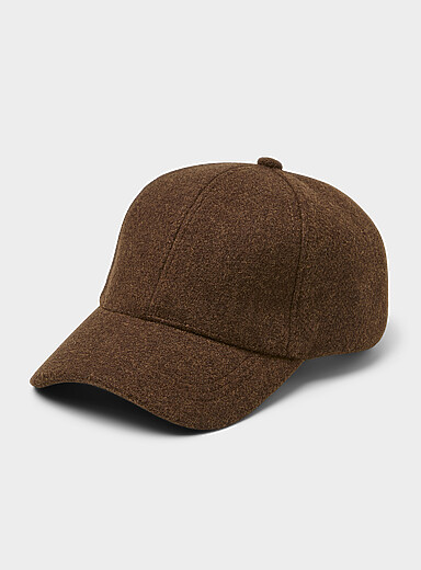 Felted cap in mottled colours