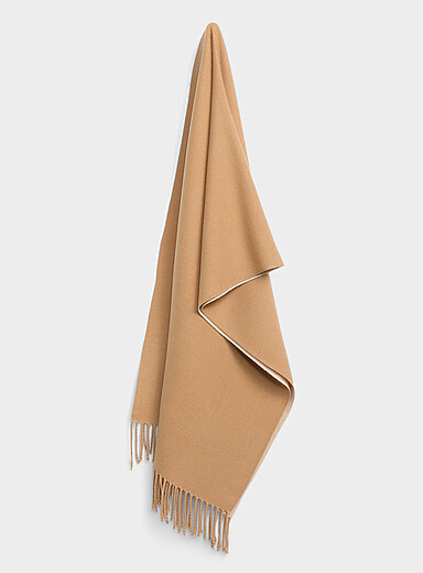 Rolled fringe double-sided scarf