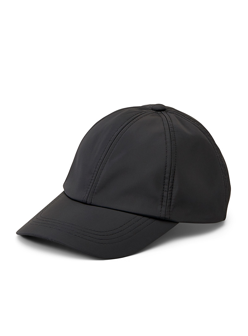 Simons Black Solid cap for women