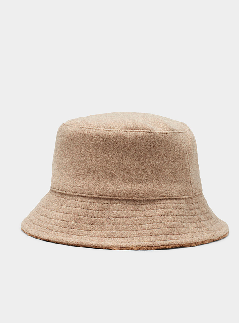 Simons Honey Monochrome bouclé-lined bucket hat for women