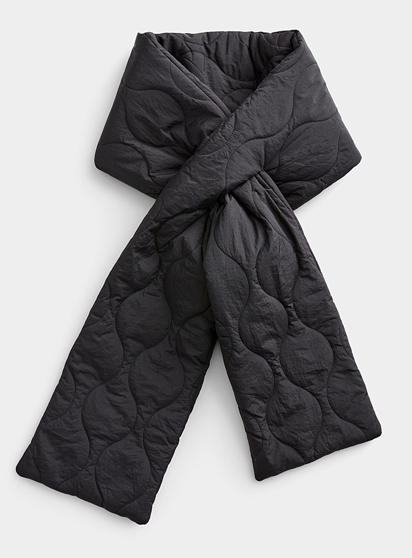 Simons Black Wavy topstitching quilted scarf for women