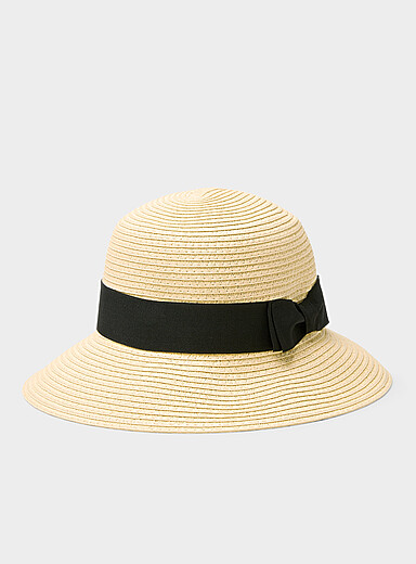 Ribbon bow paper cloche