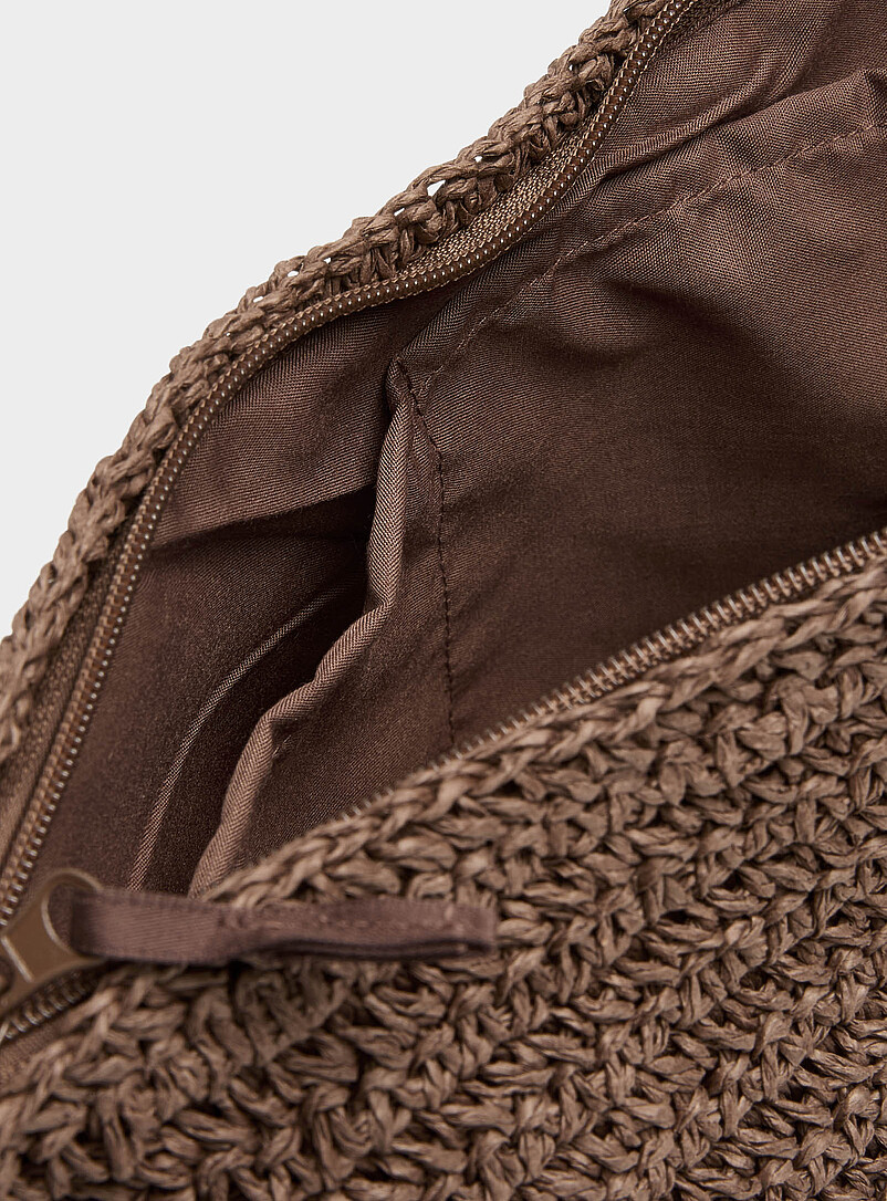 Simons: Le sac bandouli&egrave;re demi-lune paille tress&eacute;e Ivoire - Beige cr&egrave;me pour femme