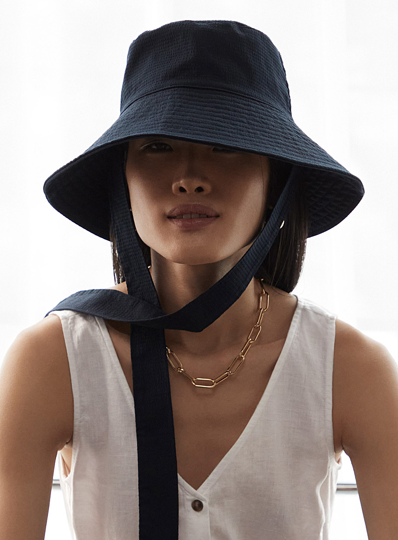 Simons Navy/Midnight Blue Wide-brim bucket hat with ties for women