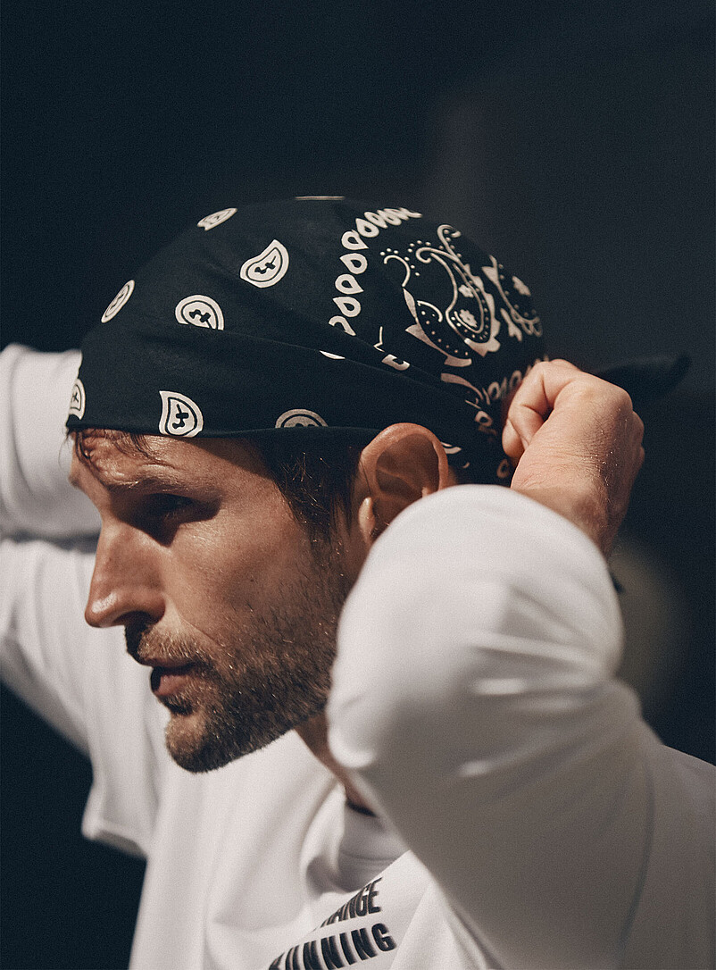 100% cotton bandana product image (primary)