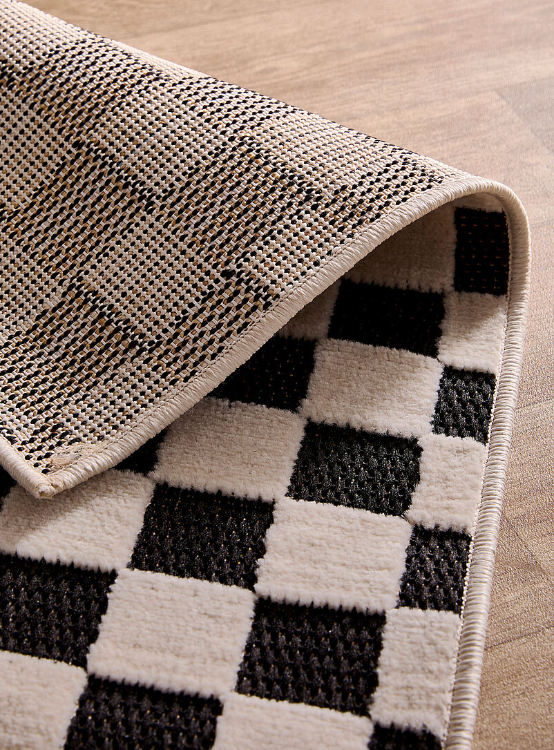 Two-texture checkerboard outdoor rug 120 x 180 cm product image 3