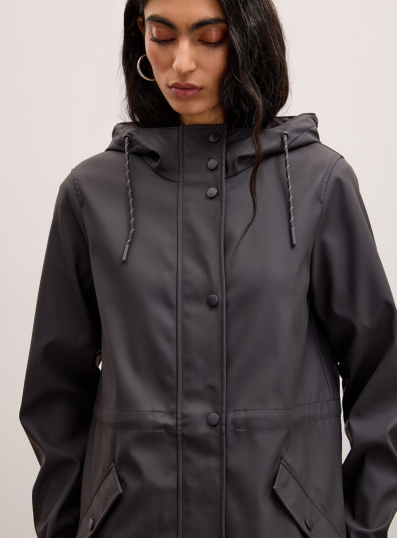 Vero Moda Black Adjustable-waist coated raincoat for women