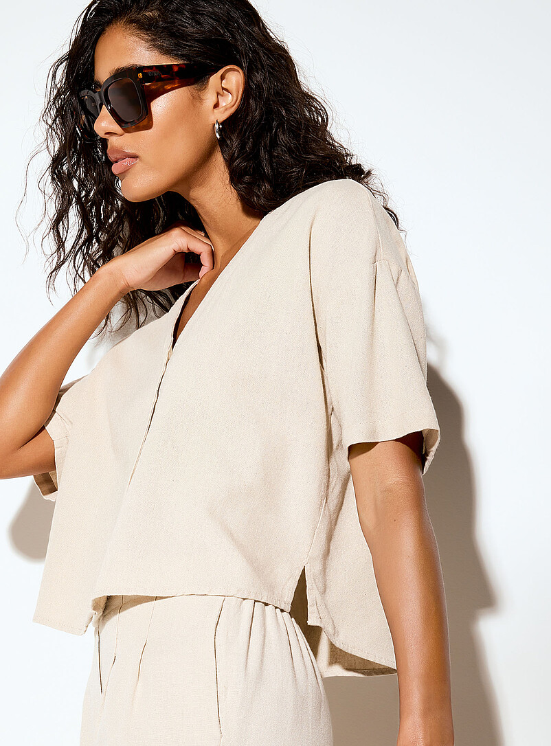 Vero Moda Sage green Linen blend V-neck boxy-fit blouse for women