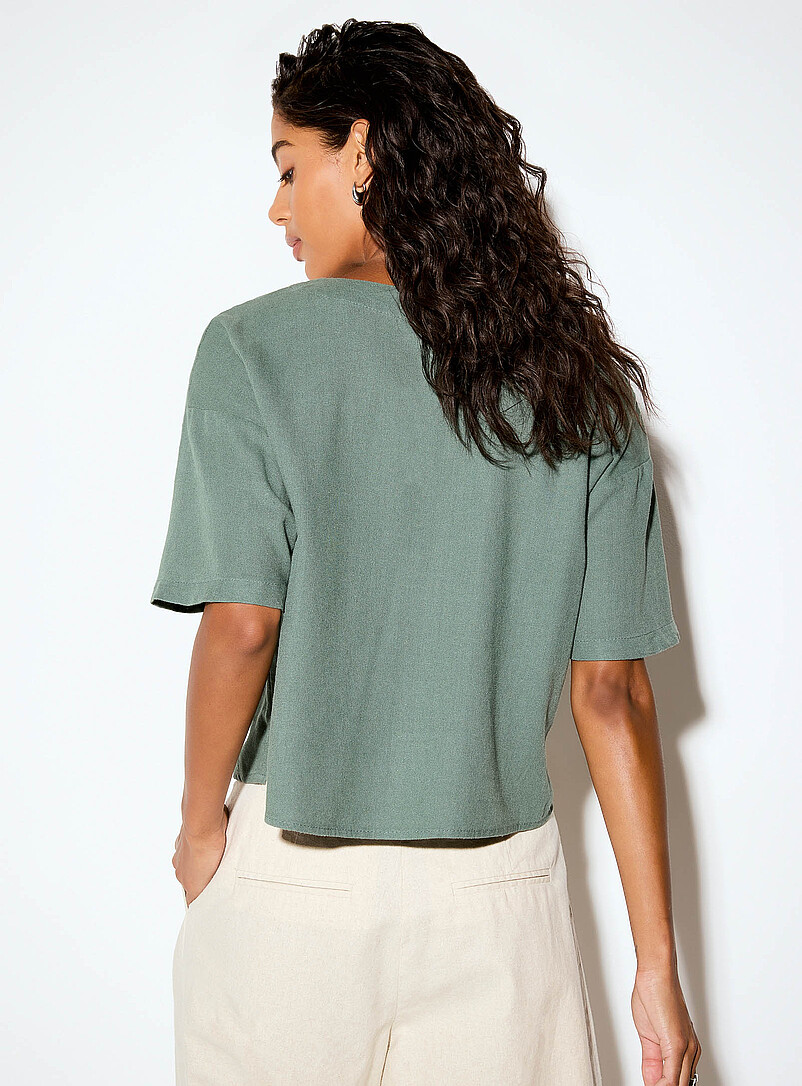Vero Moda Sage green Linen blend V-neck boxy-fit blouse for women