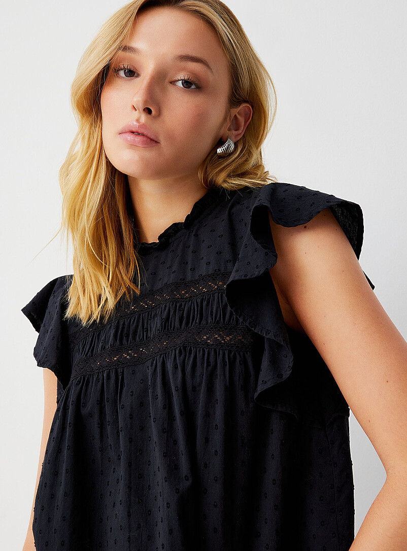 Vero Moda: La blouse col frison crochet et plumetis Noir pour femme