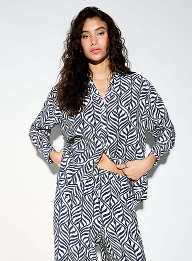 Oversized crinkled texture printed blouse