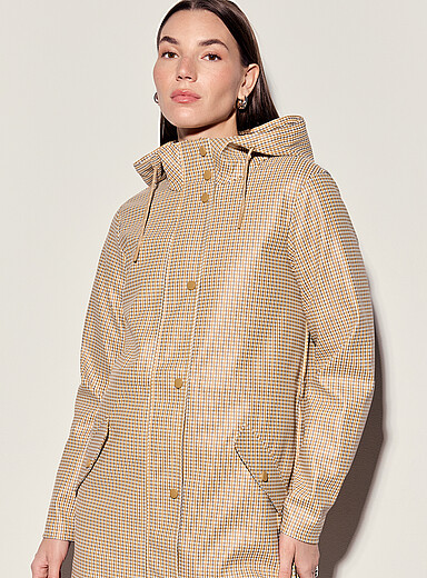Vero Moda Patterned Ecru Printed Malou coated raincoat for women