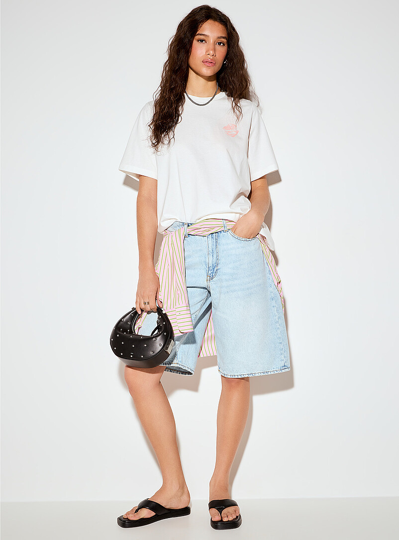 Vero Moda: Le t-shirt carr&eacute; ample imprim&eacute; ludique Homard pour femme