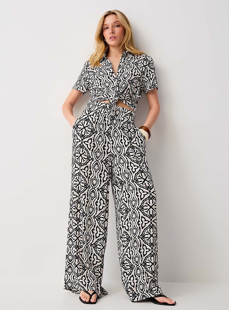 Crinkled Texture Flowy Wide-Leg Pant