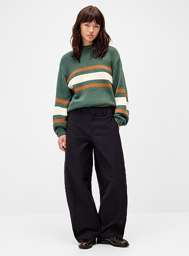 Solid twill barrel-leg pant