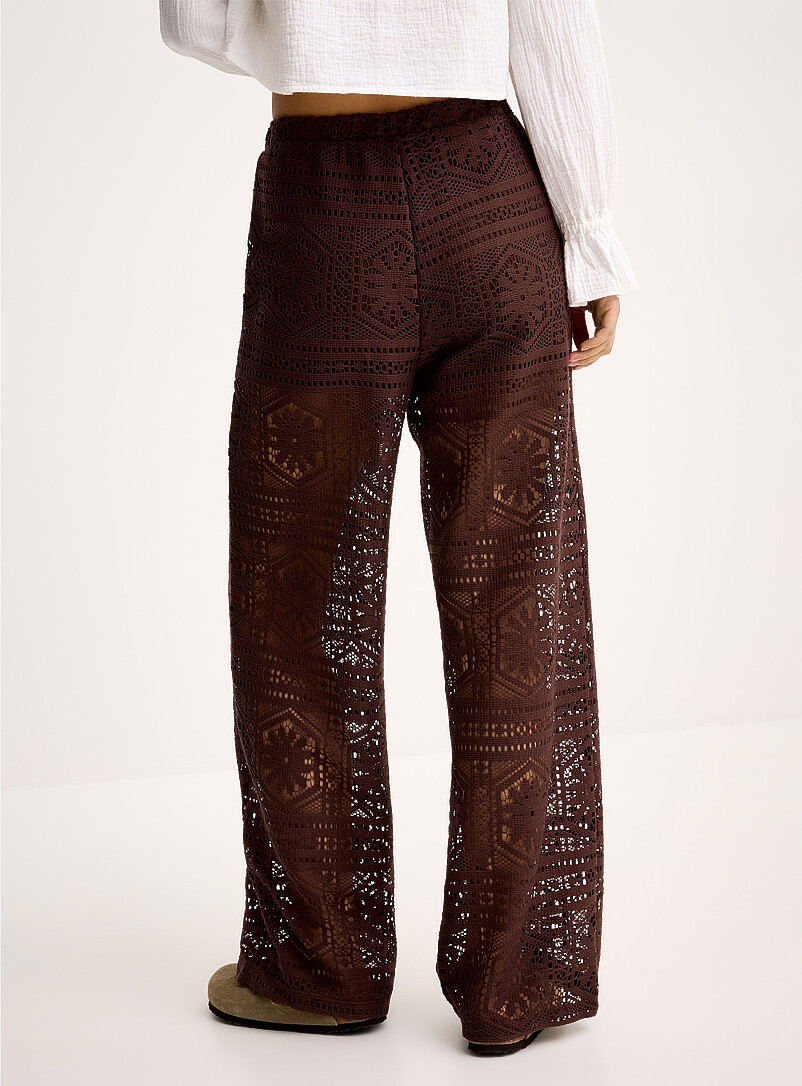 Only Chocolate/Espresso Openwork knit pant for women