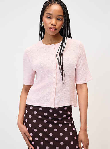 Le cardigan carr&eacute; manches courtes